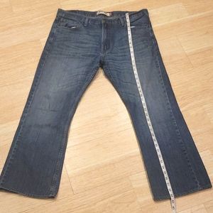 527 LEVI'S  JEANS 👖